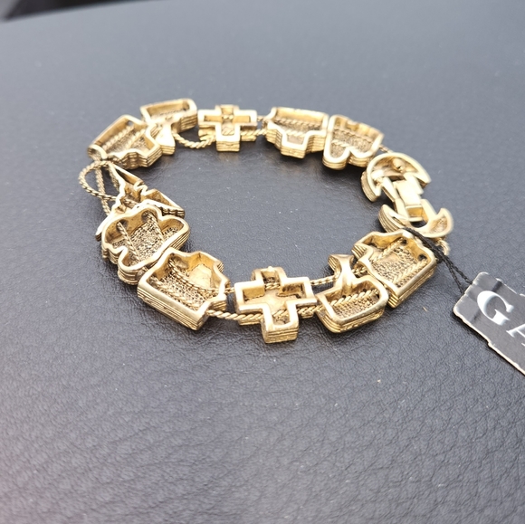 NWT  Medical Themed Chain-Charm Bracelet - Picture 2 of 5